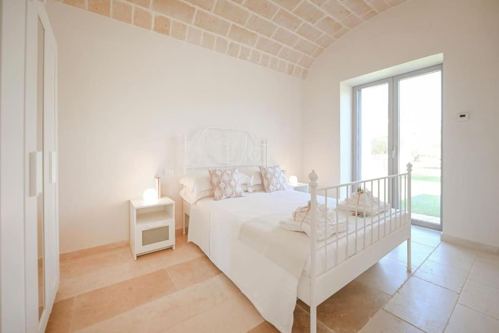 New Trulli Eden 101 With Private Pool And Jacuzzi Villa San Michele Salentino Eksteriør billede