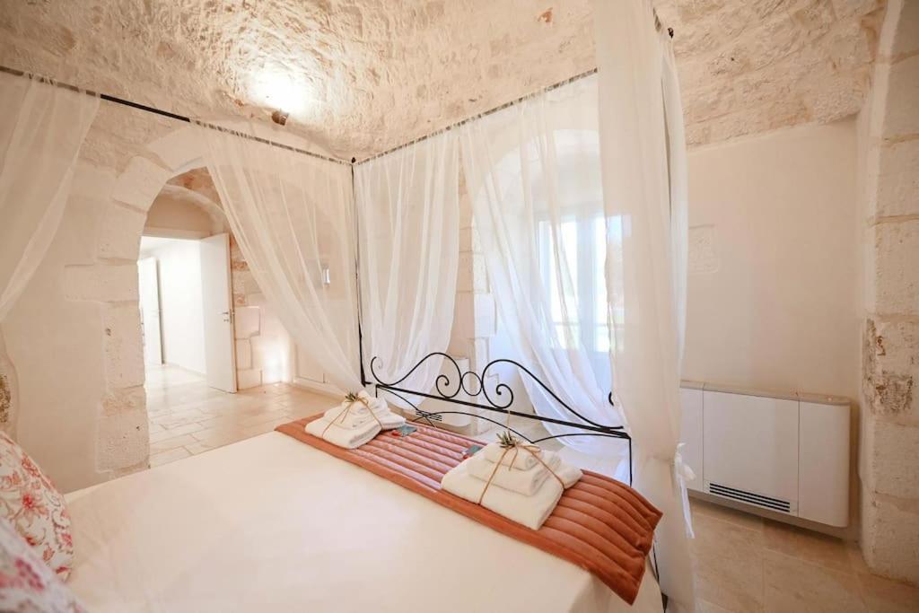 New Trulli Eden 101 With Private Pool And Jacuzzi Villa San Michele Salentino Eksteriør billede