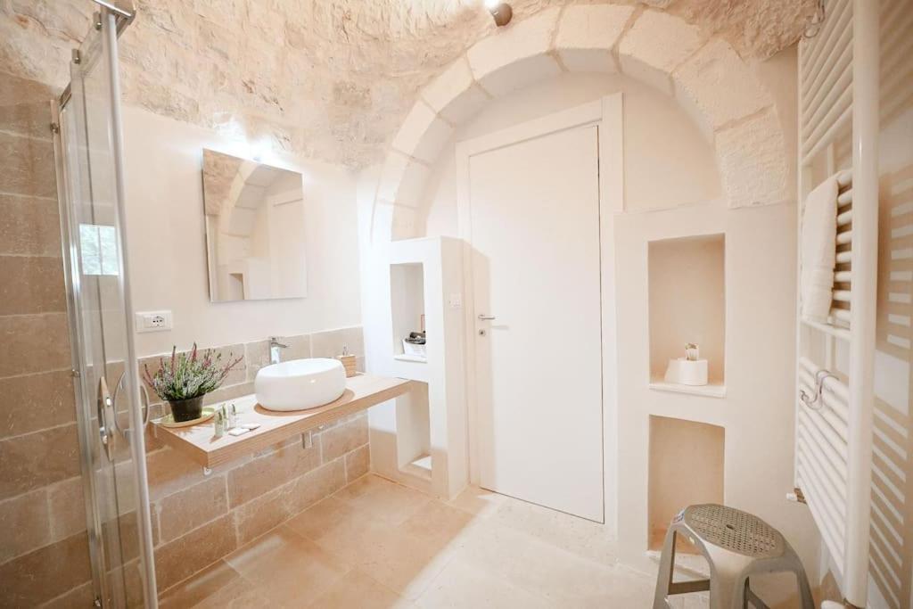 New Trulli Eden 101 With Private Pool And Jacuzzi Villa San Michele Salentino Eksteriør billede